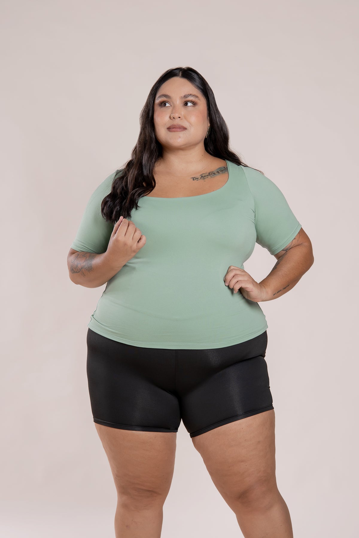 Blusa Básica Sara